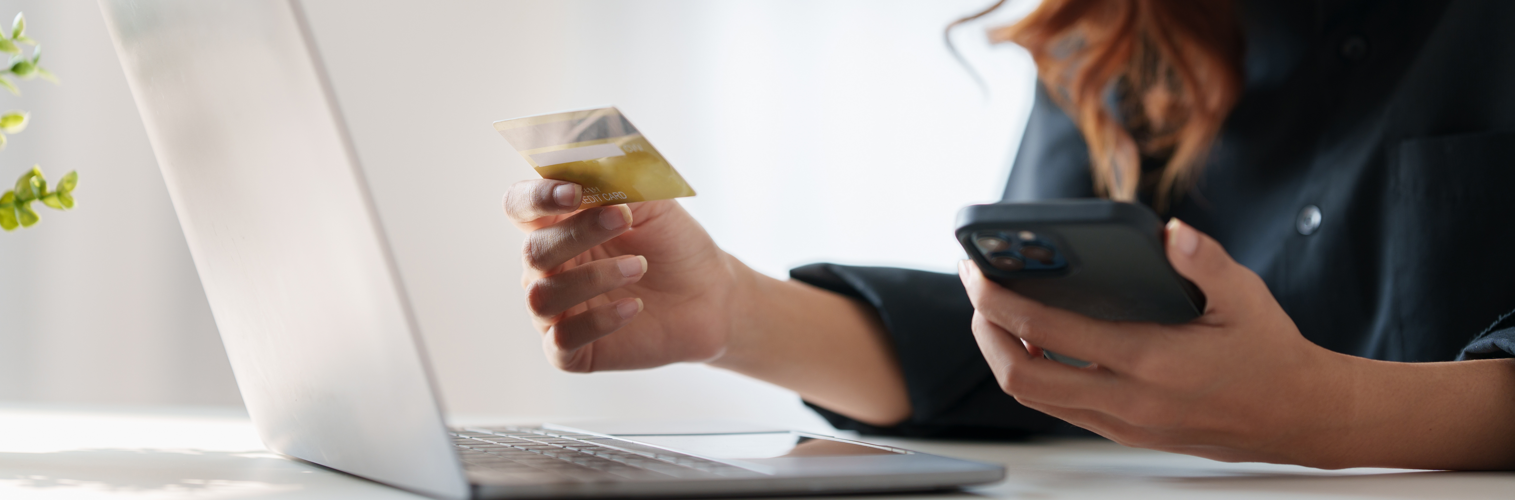 The benefits of shopping at an online boutique over a department store