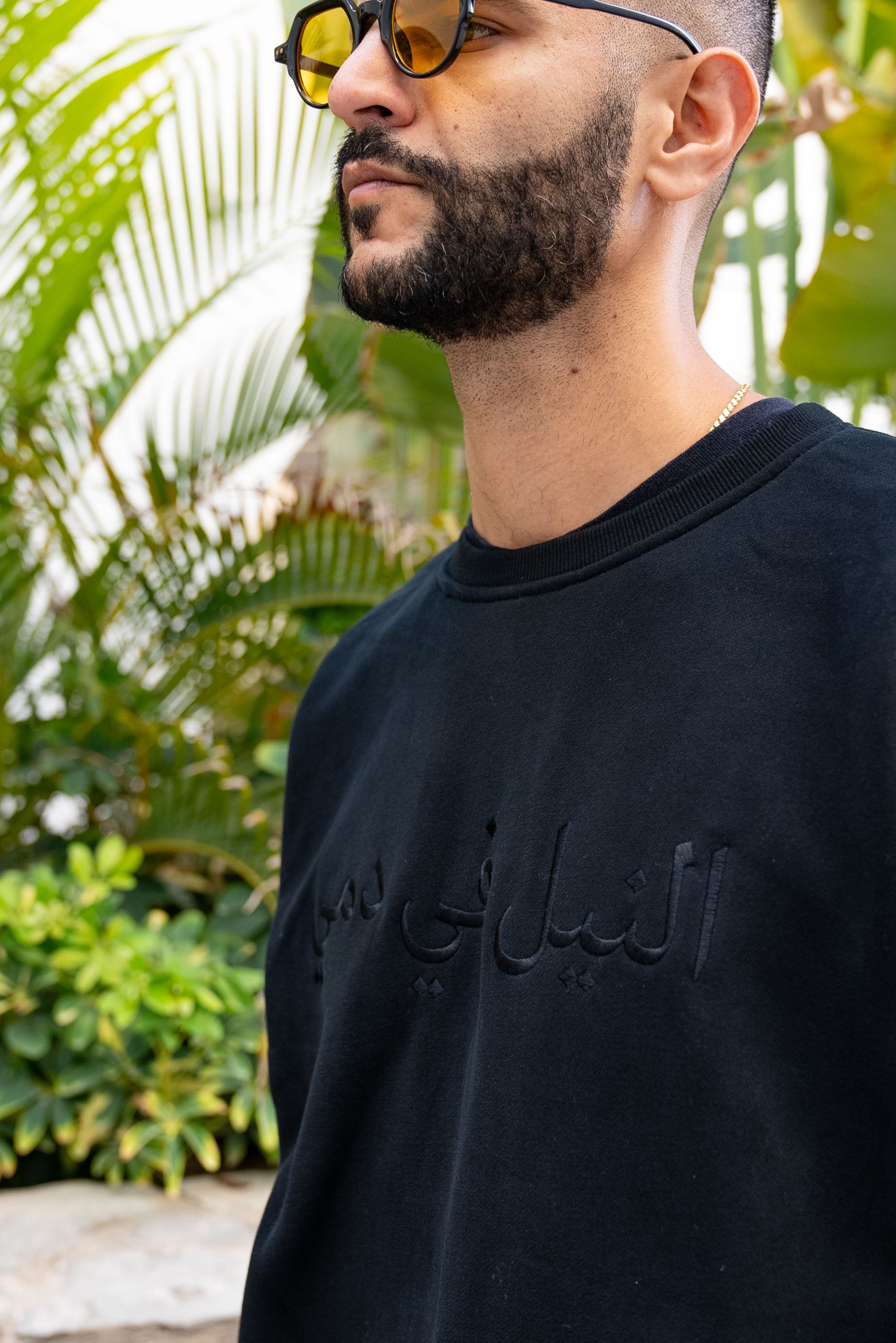 "THE NILE" BLACK CREW NECK